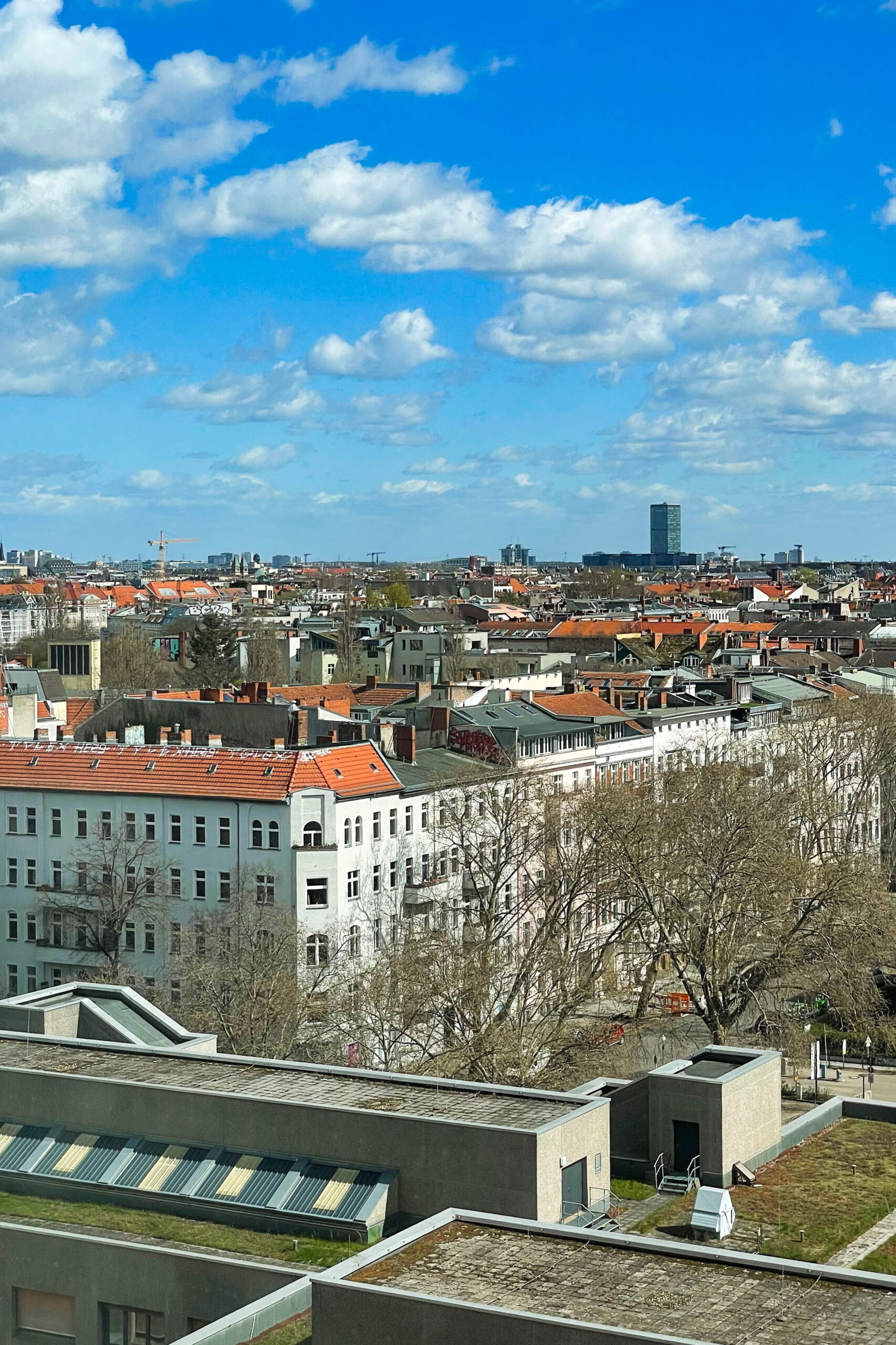 WohnBarometer von ImmoScout24: Preise am Berliner Markt bleiben stabil, Mietdynamik flacht ab